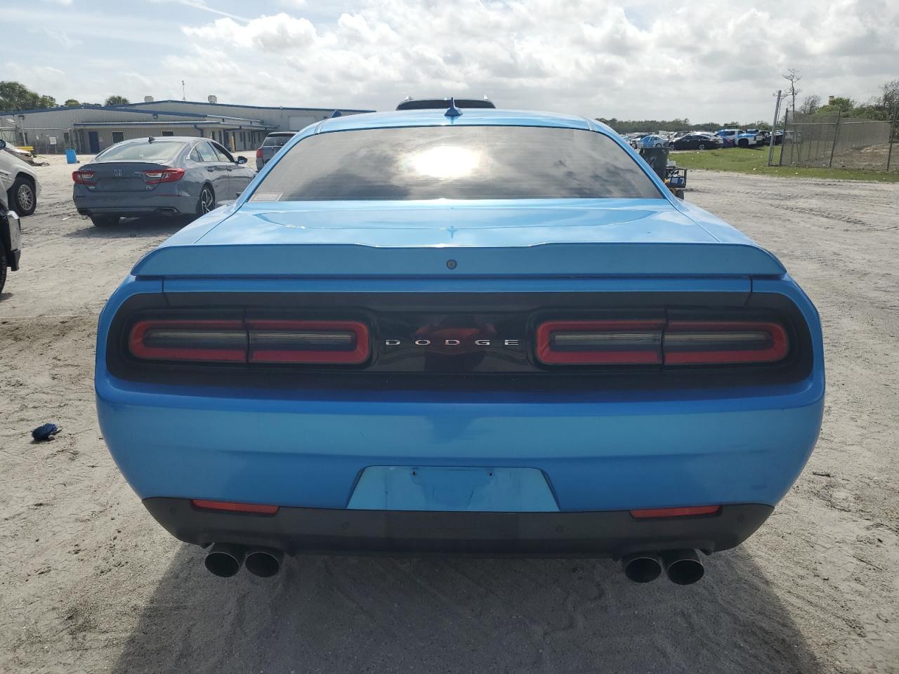 2016 Dodge Challenger - Image 6