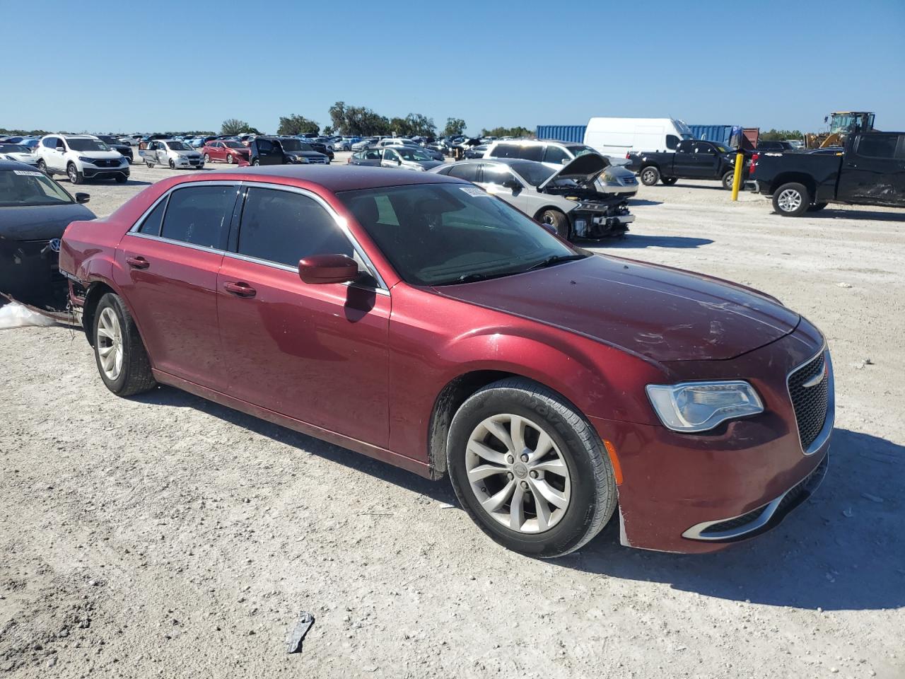 2016 Chrysler 300 - Image 4