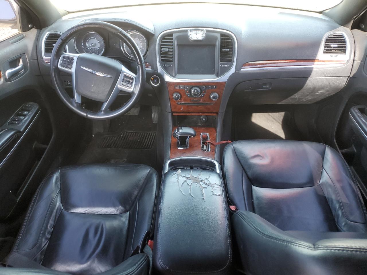 2012 Chrysler 300 - Image 8