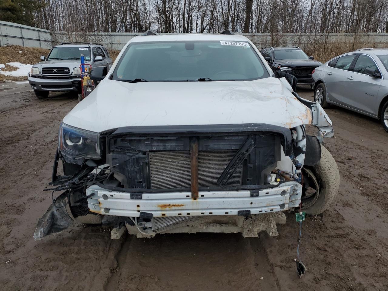 2019 GMC Acadia - Image 5