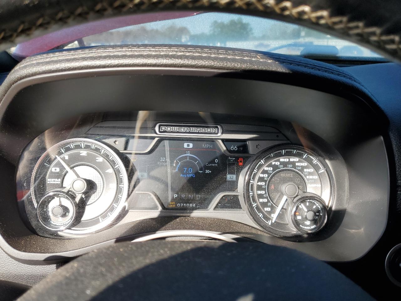 2022 RAM 2500 - Image 9