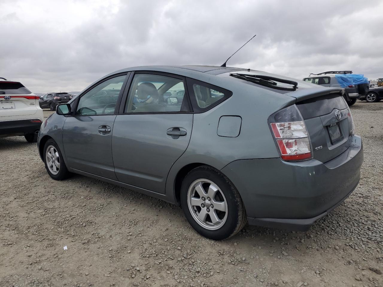 2005 Toyota Prius - Image 2
