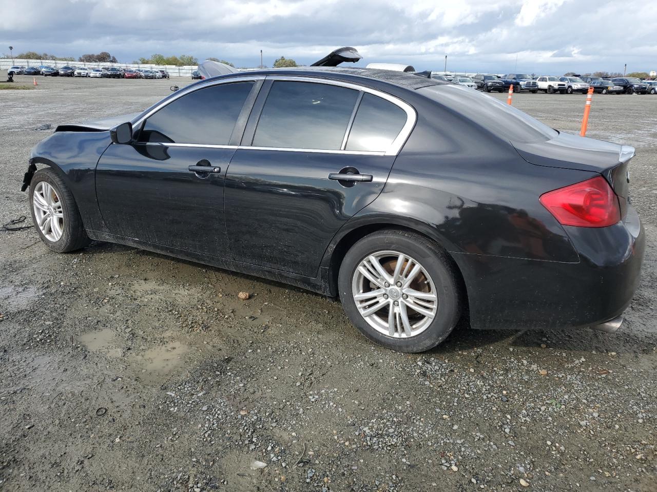2012 Infiniti G - Image 2