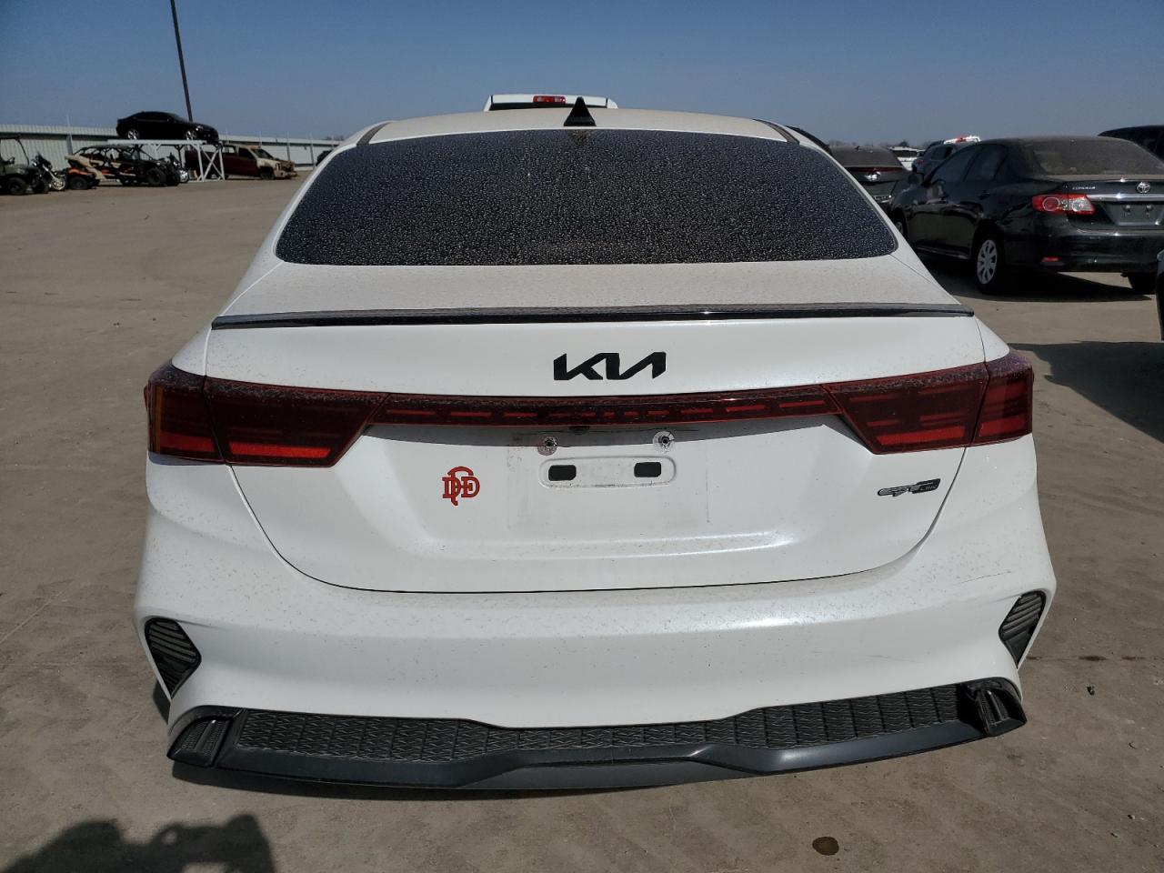 2023 Kia Forte - Image 6
