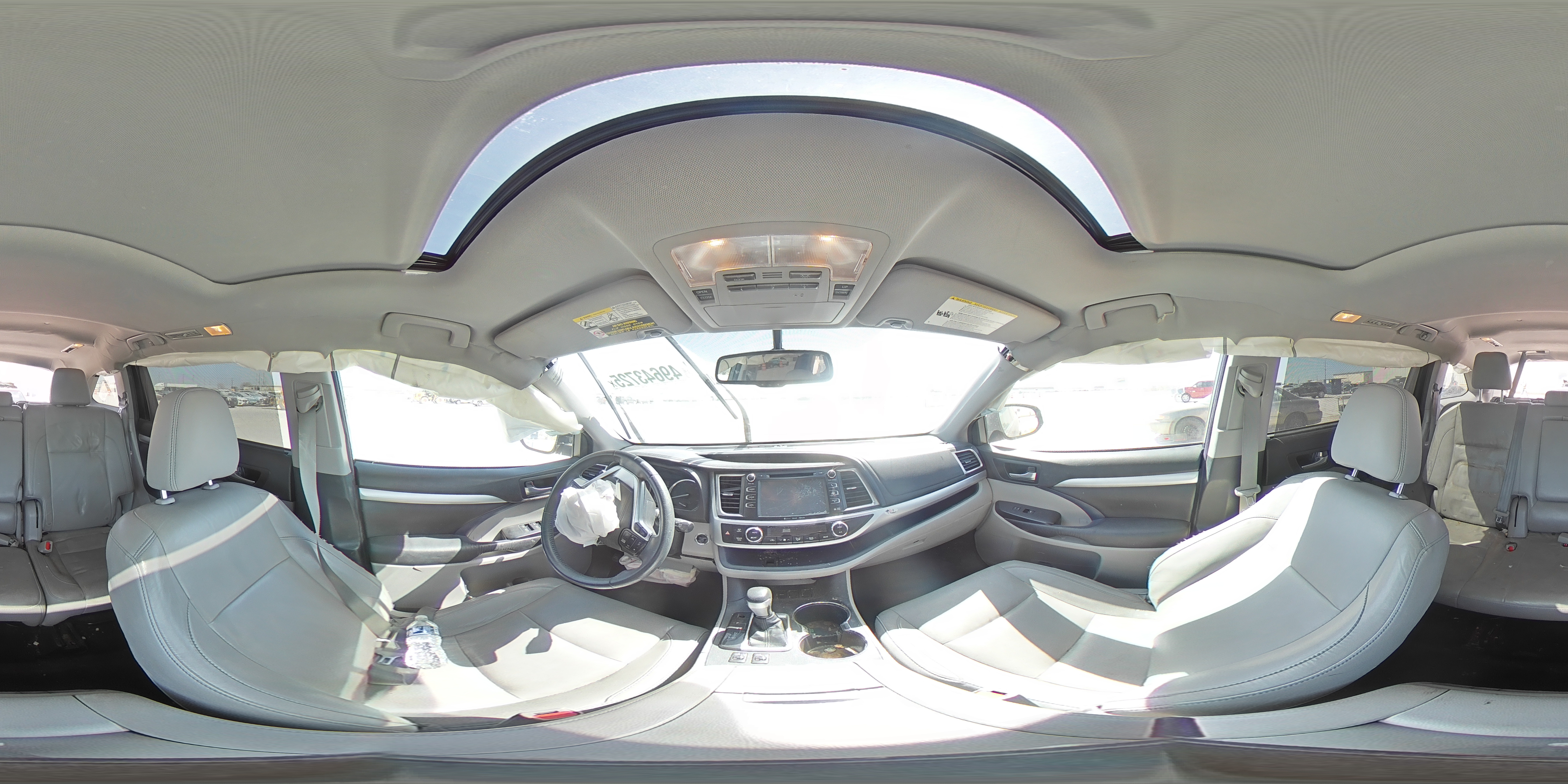 2016 Toyota Highlander - Image 14