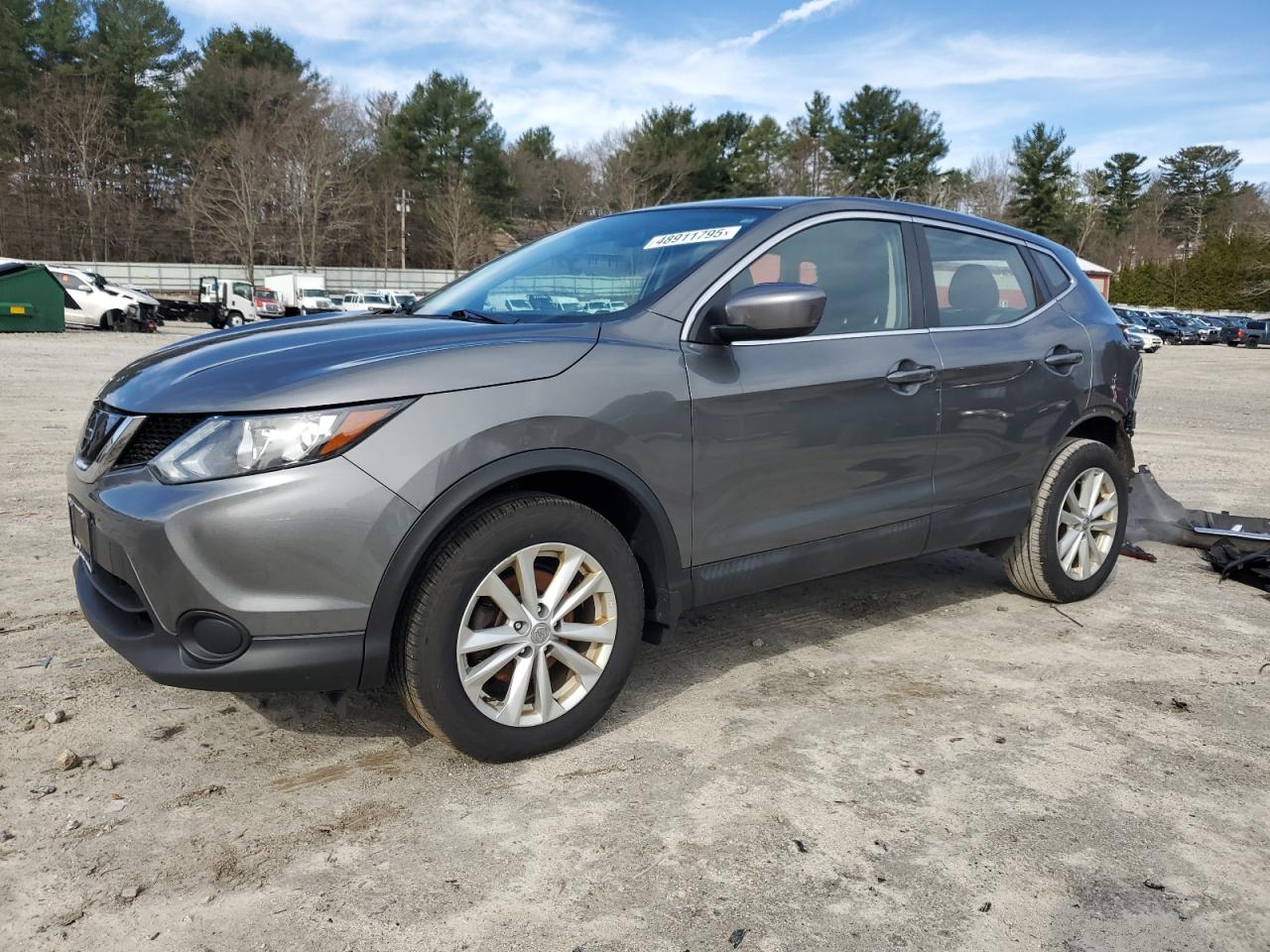 2018 Nissan Rogue - Image 1