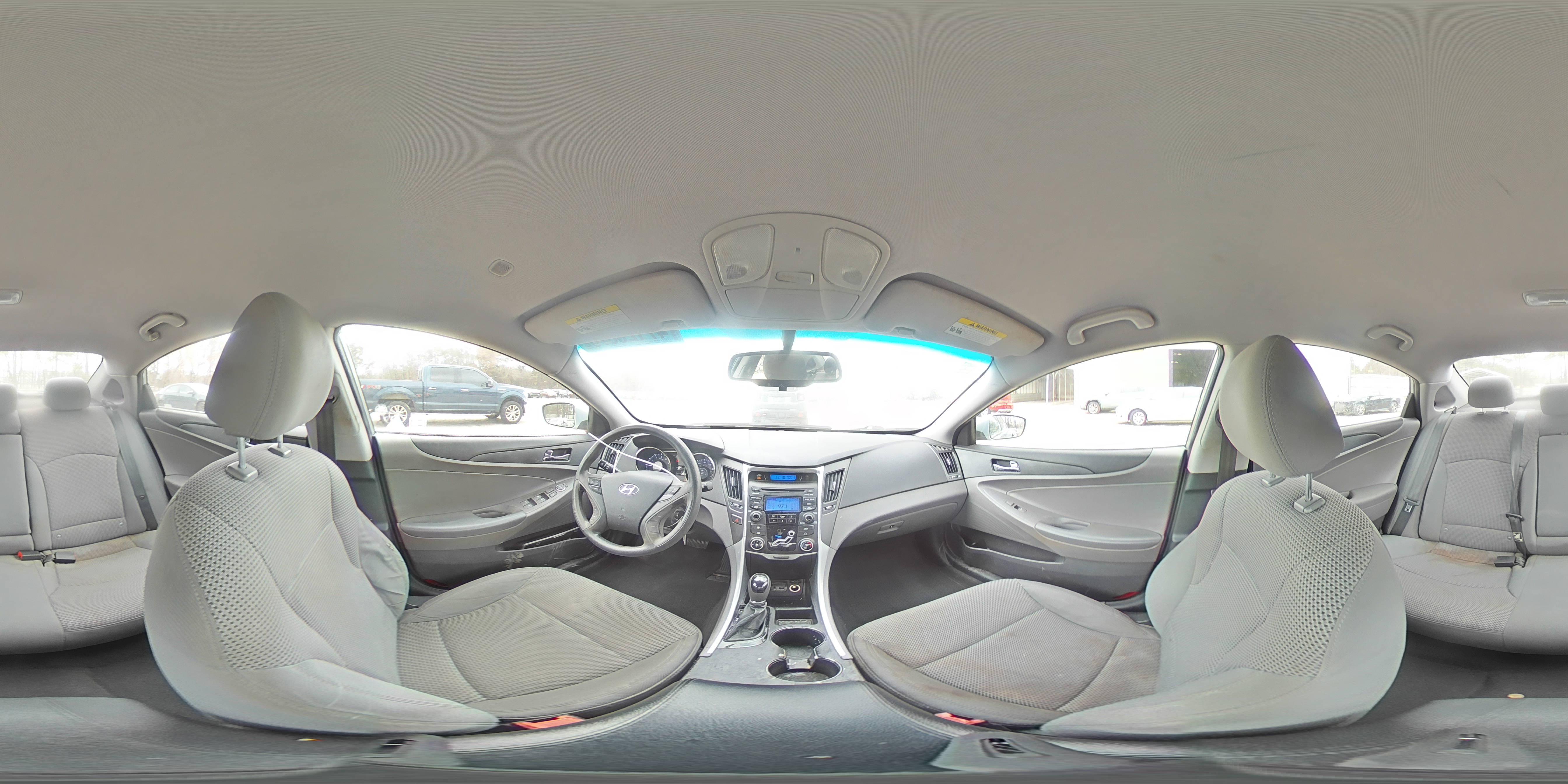 2012 Hyundai Sonata - Image 14