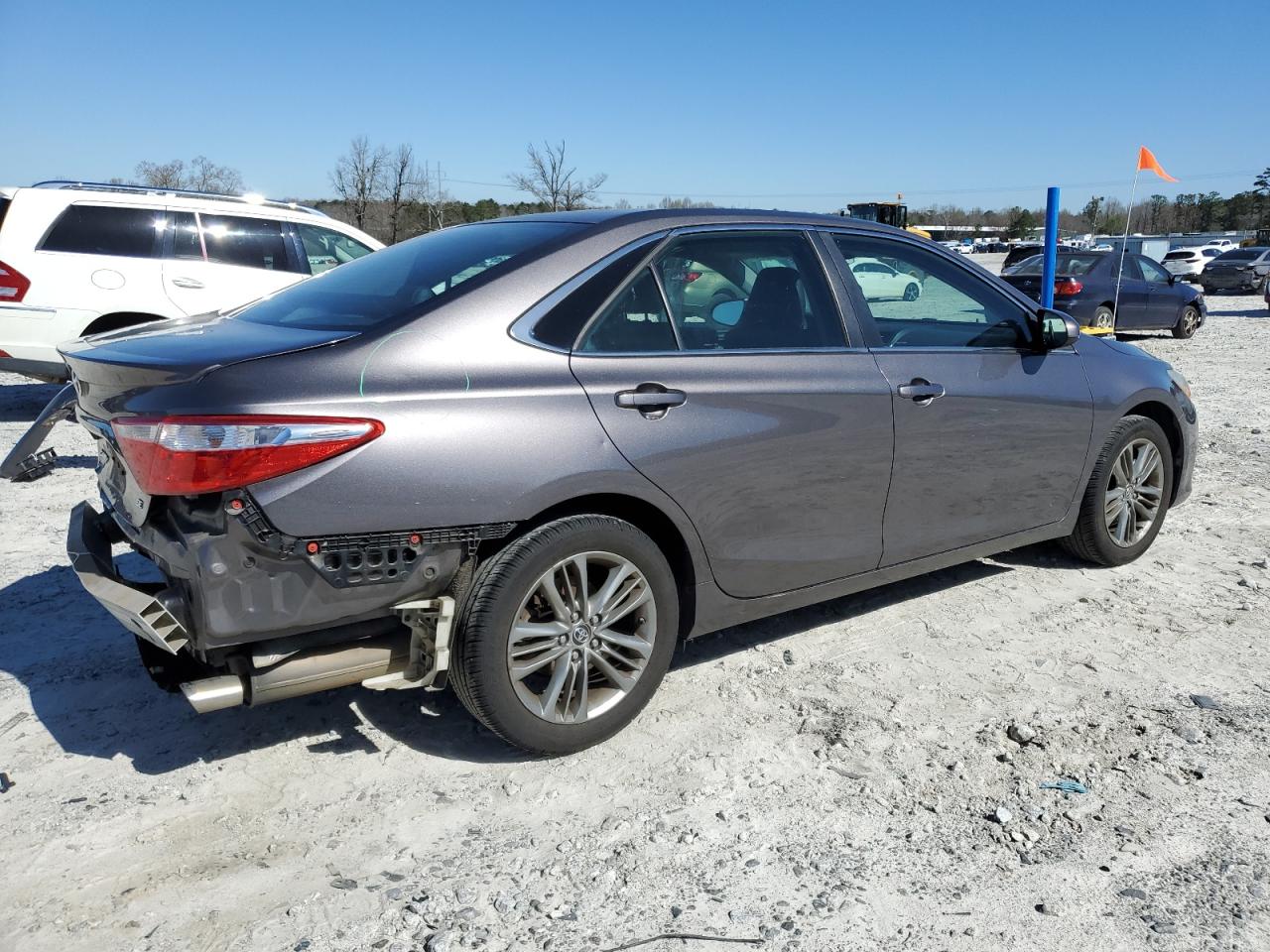 2015 Toyota Camry - Image 3
