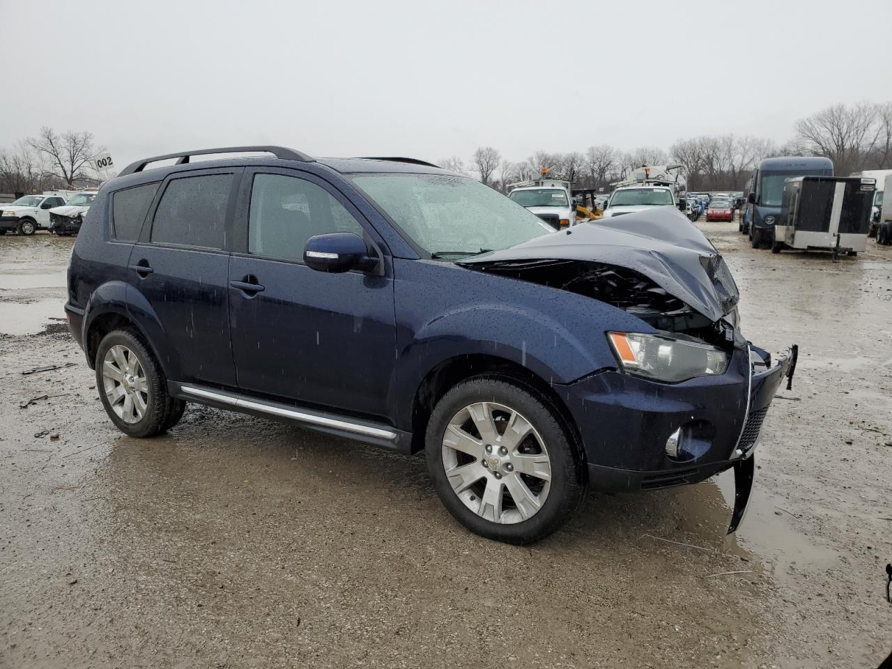 2010 Mitsubishi Outlander - Image 4