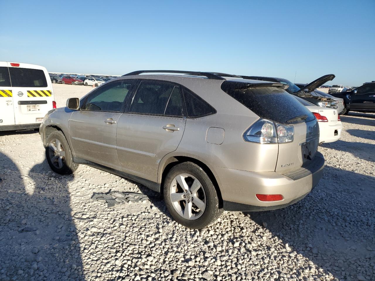 2005 Lexus RX - Image 2