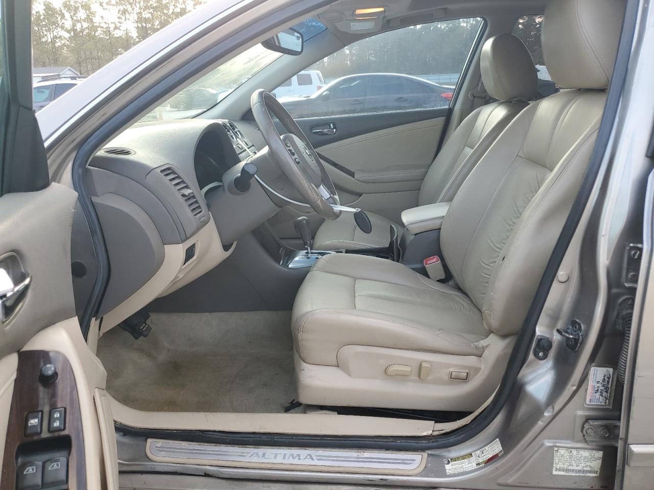 2011 Nissan Altima - Image 7