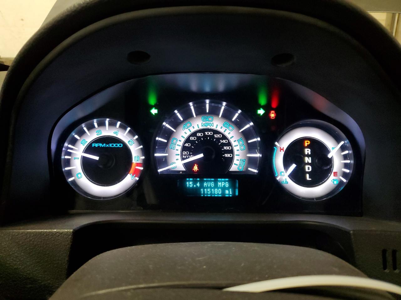 2010 Mercury Milan - Image 9