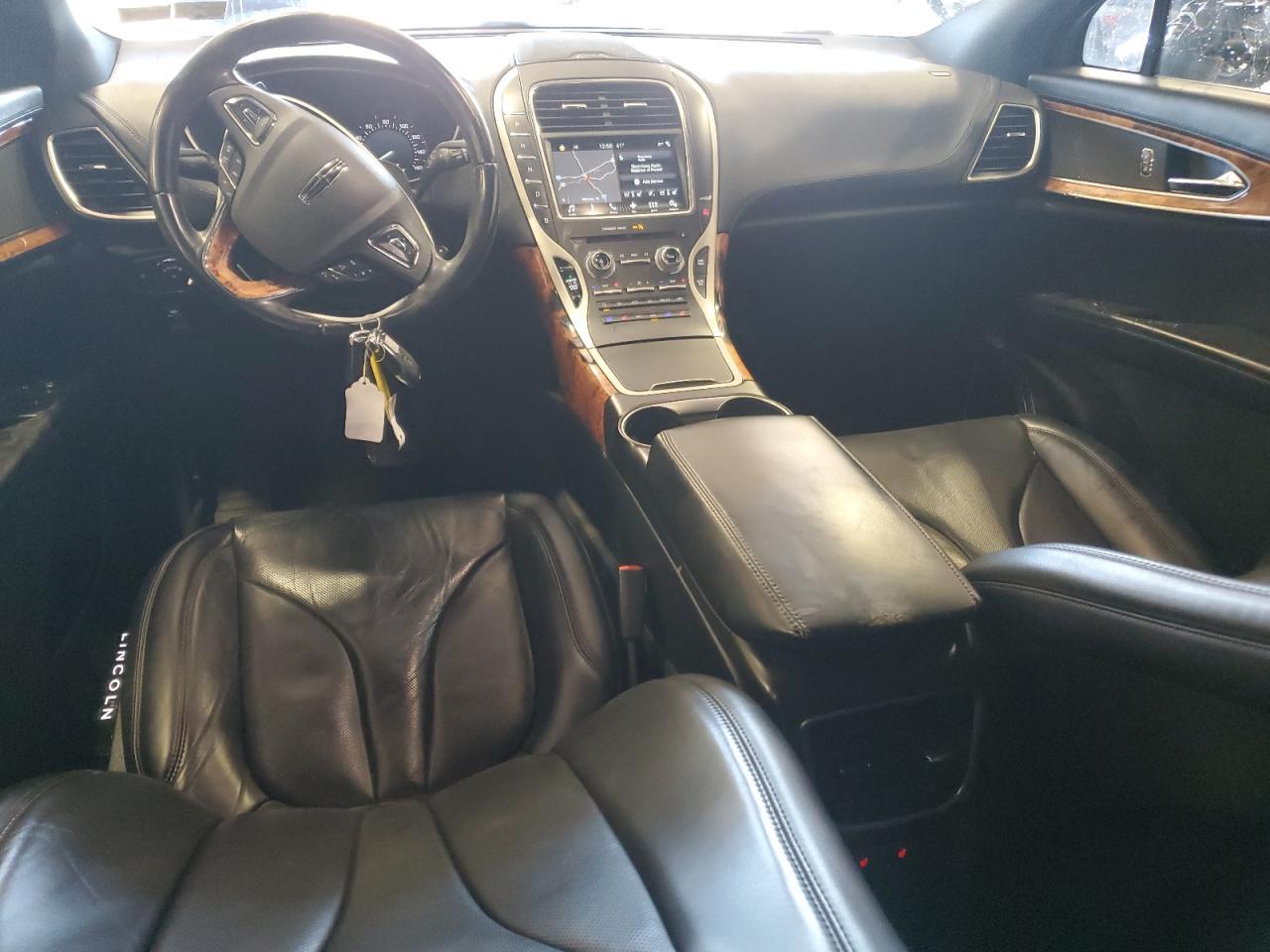 2017 Lincoln MKX - Image 8