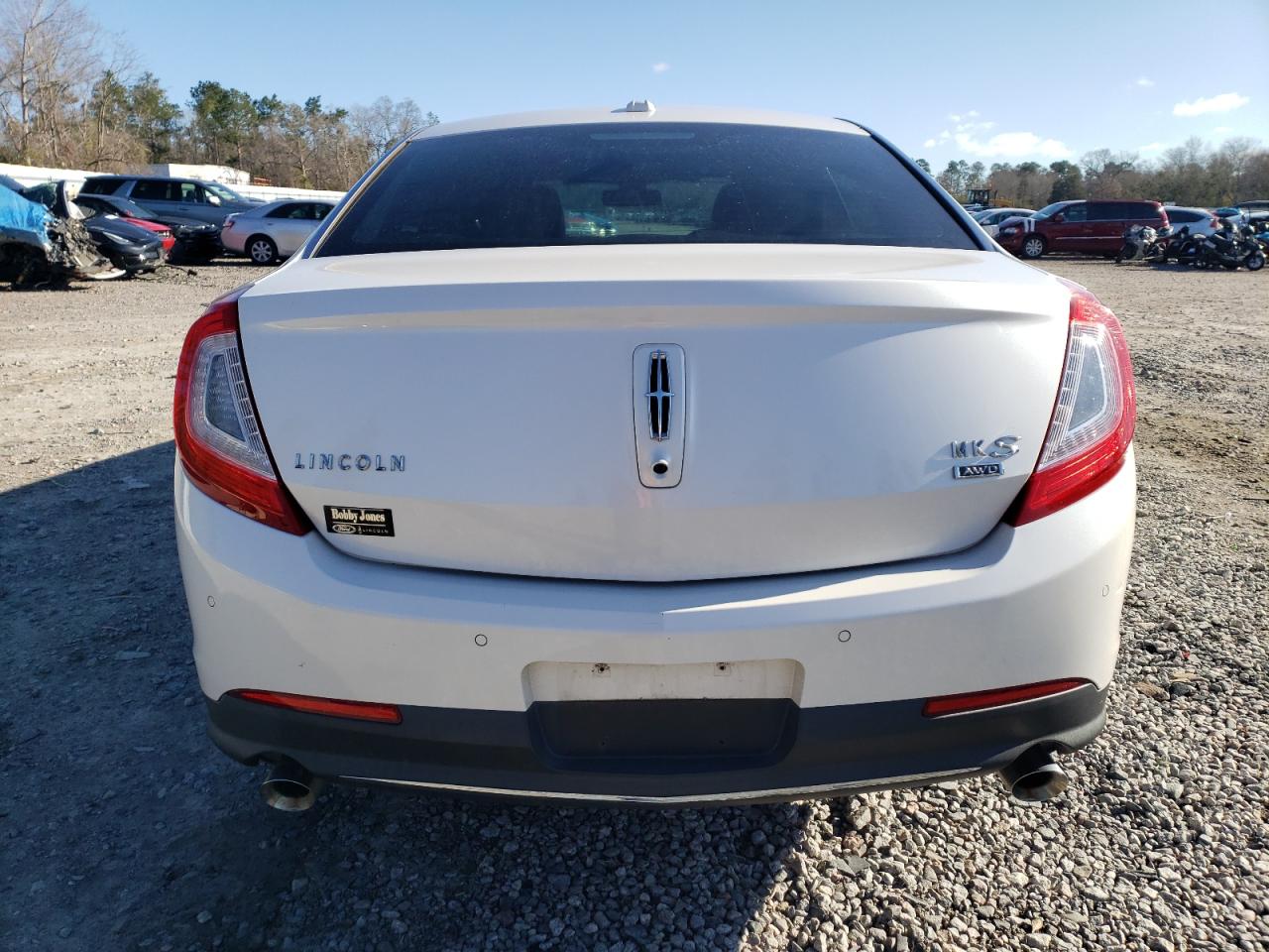 2013 Lincoln MKS - Image 6