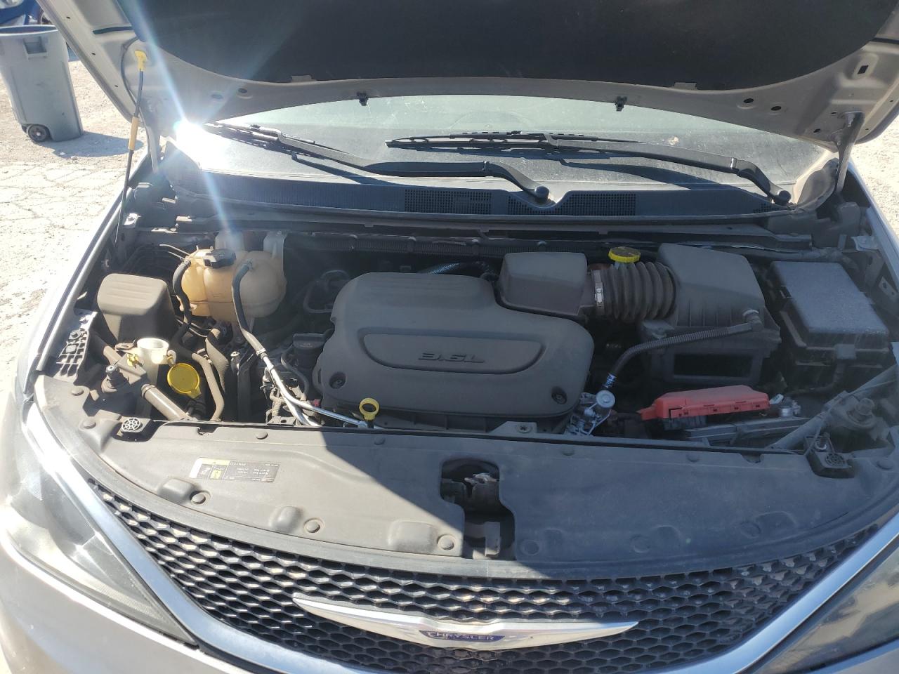 2020 Chrysler Voyager Lxi VIN: 2C4RC1DG9LR261861 Lot: 49174935