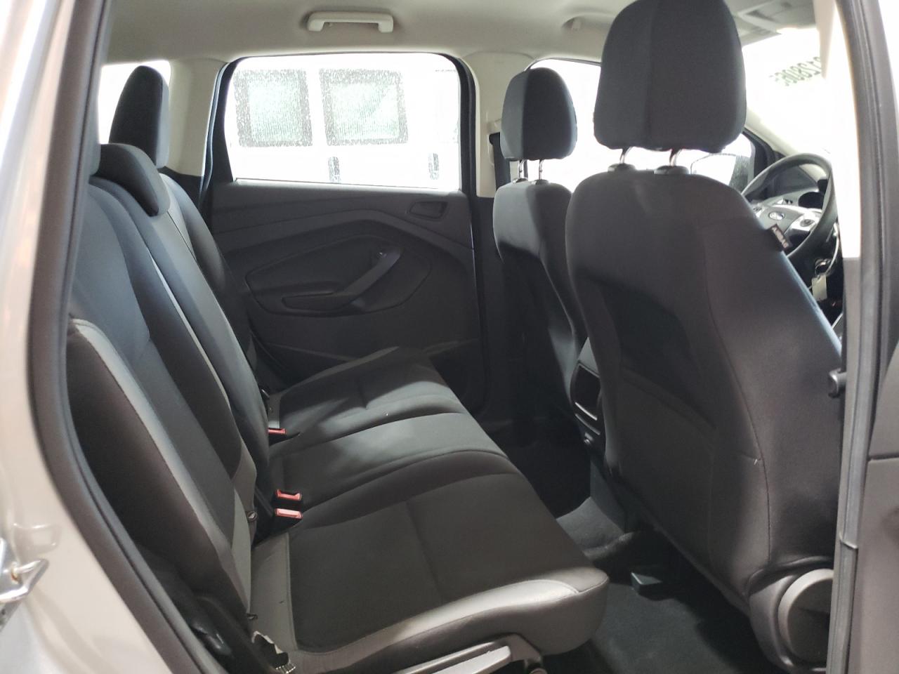 2015 Ford Escape - Image 11
