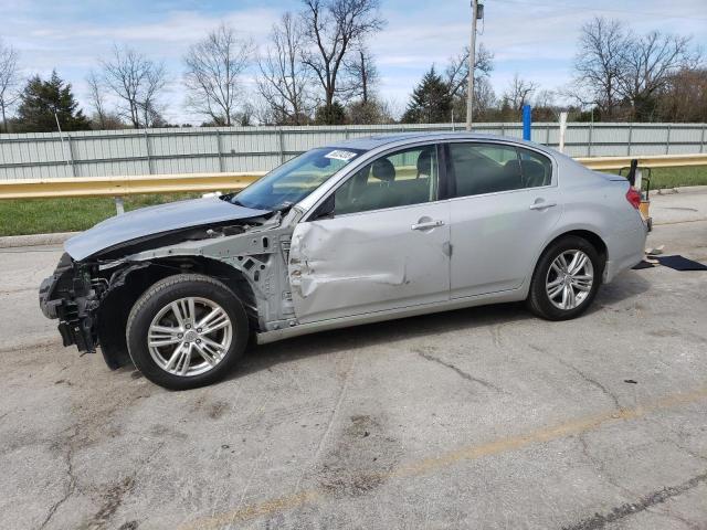  INFINITI Q40 2015 Серебристый