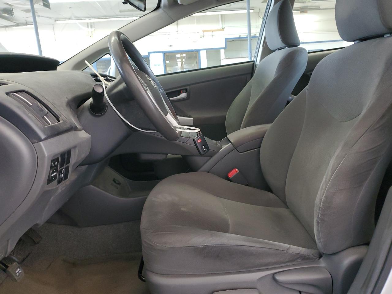 2010 Toyota Prius - Image 7