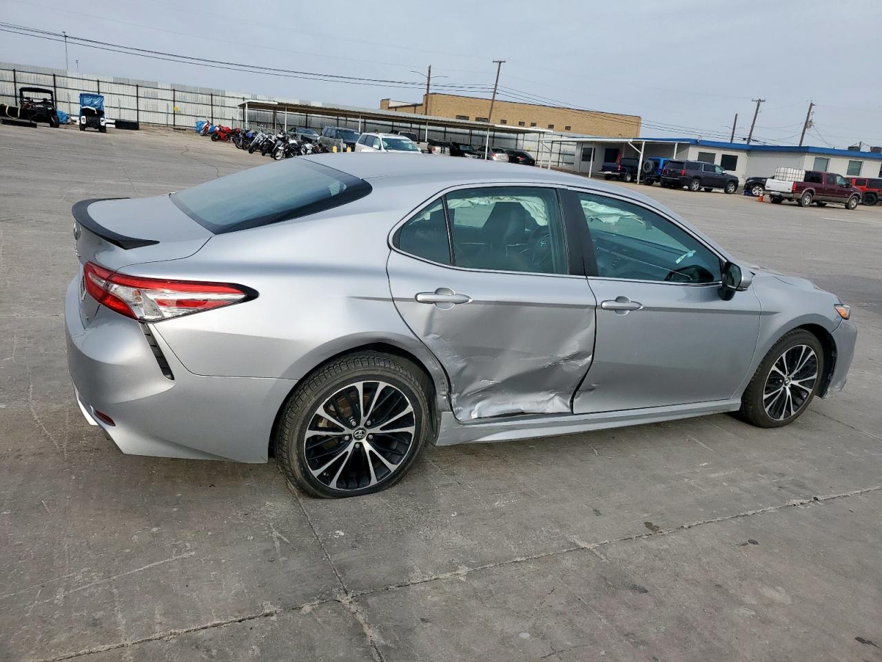 2018 Toyota Camry - Image 3