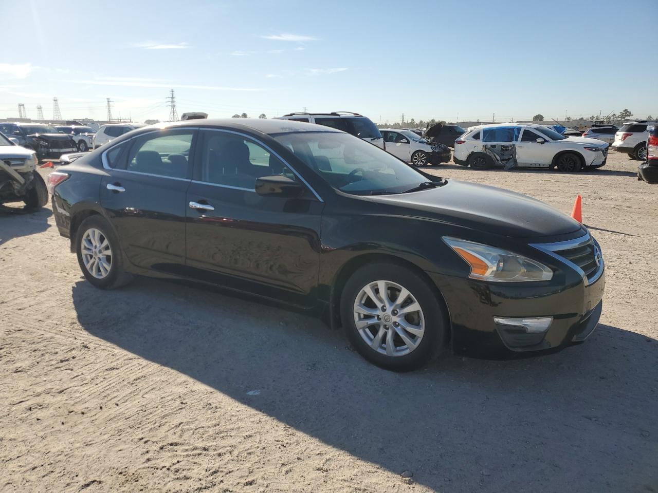 2014 Nissan Altima - Image 4