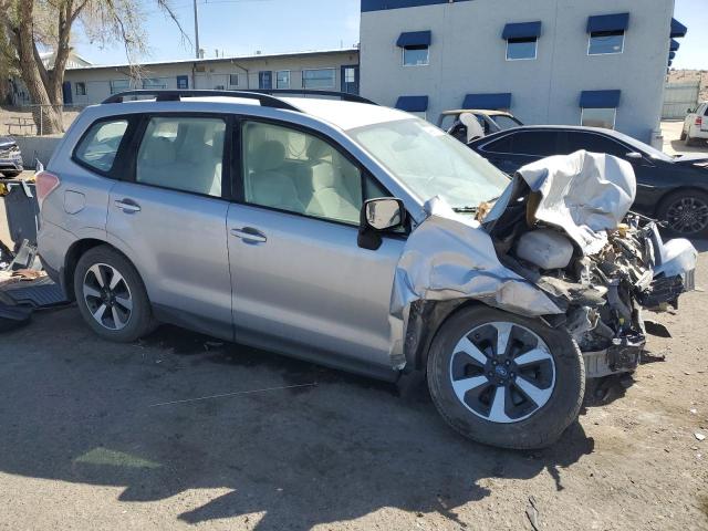  SUBARU FORESTER 2017 Серый