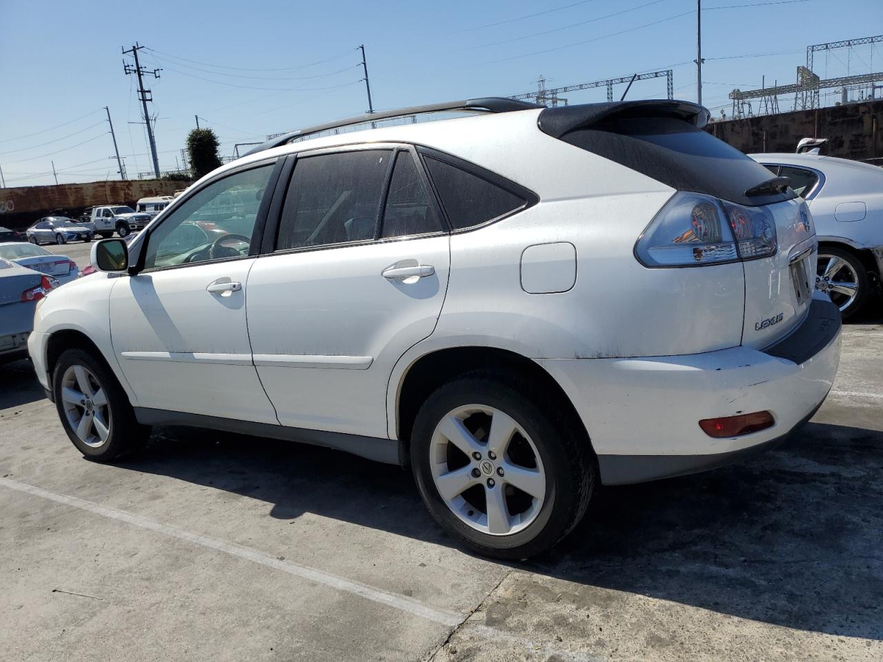 2005 Lexus RX - Image 2