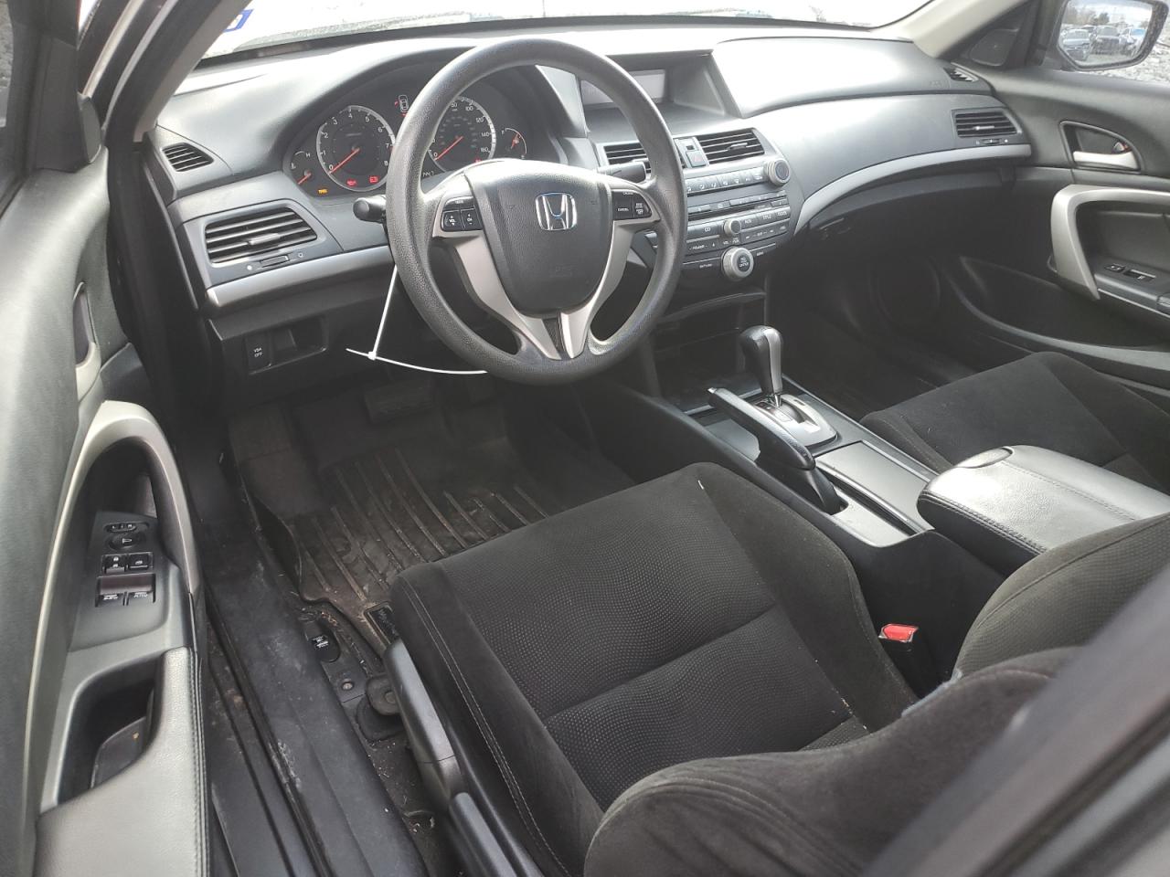 2009 Honda Accord - Image 8