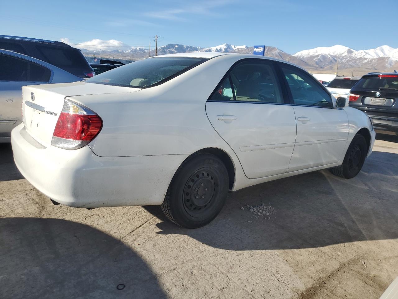 2005 Toyota Camry - Image 3