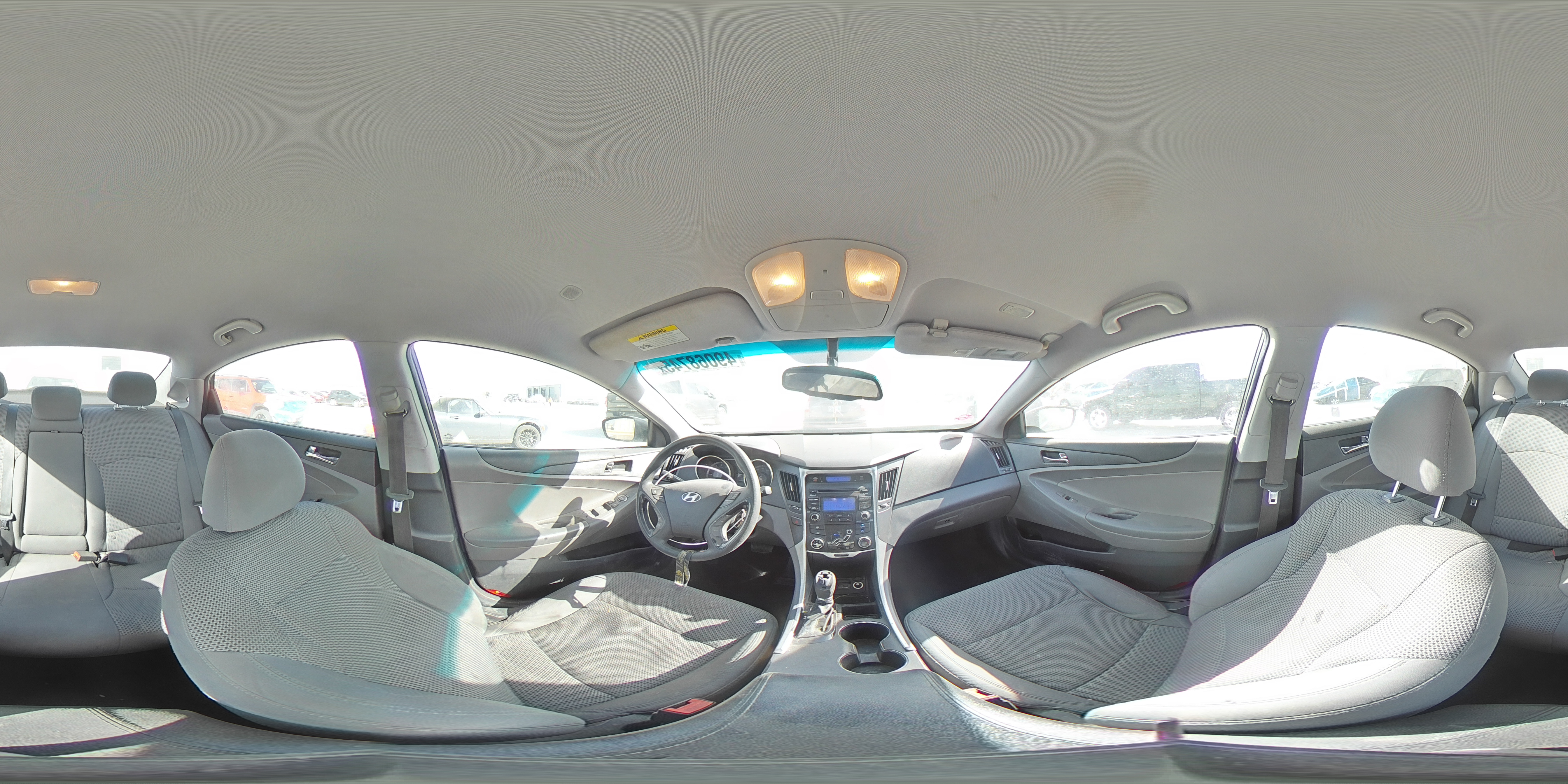 2012 Hyundai Sonata - Image 13