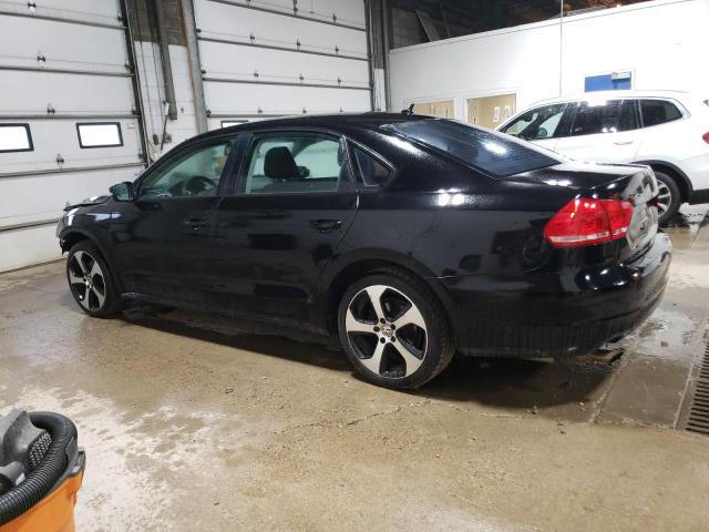 Sedans VOLKSWAGEN PASSAT 2013 Czarny