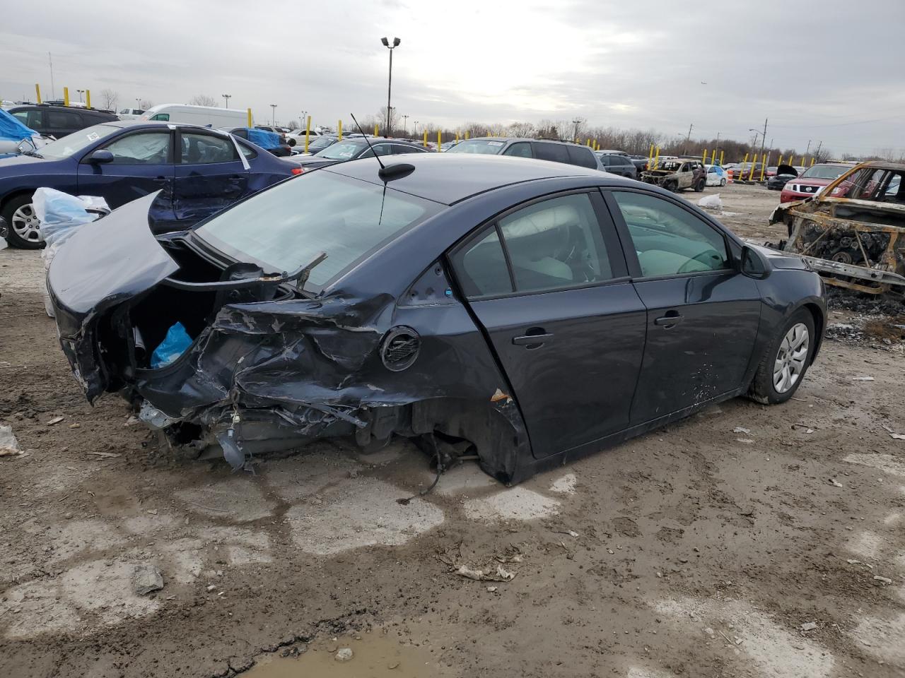 2015 Chevrolet Cruze - Image 3