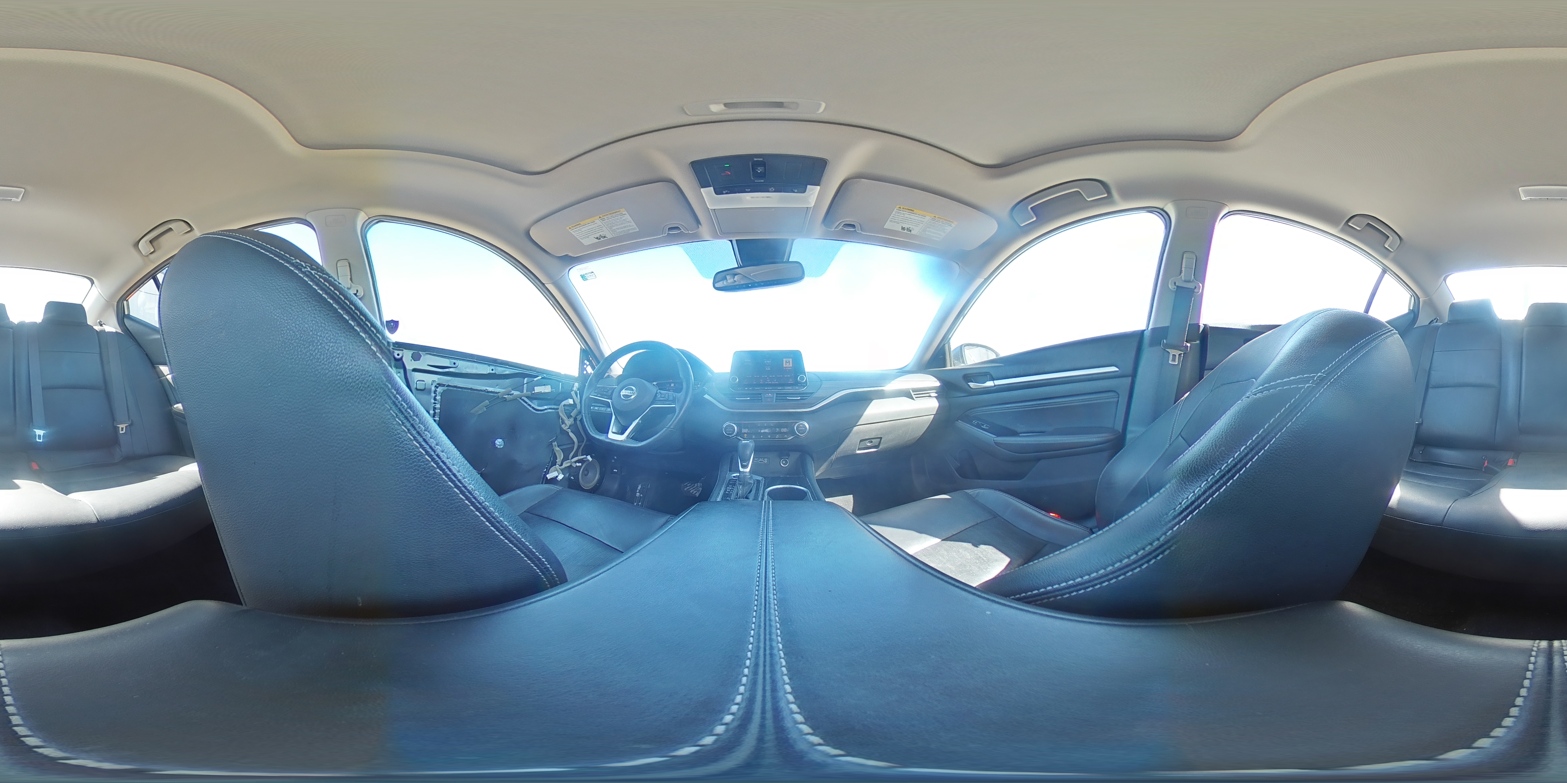 2020 Nissan Altima - Image 15