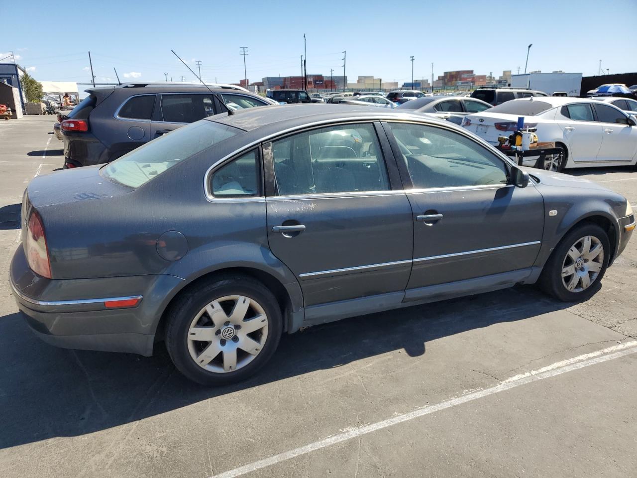 2001 Volkswagen Passat - Image 3