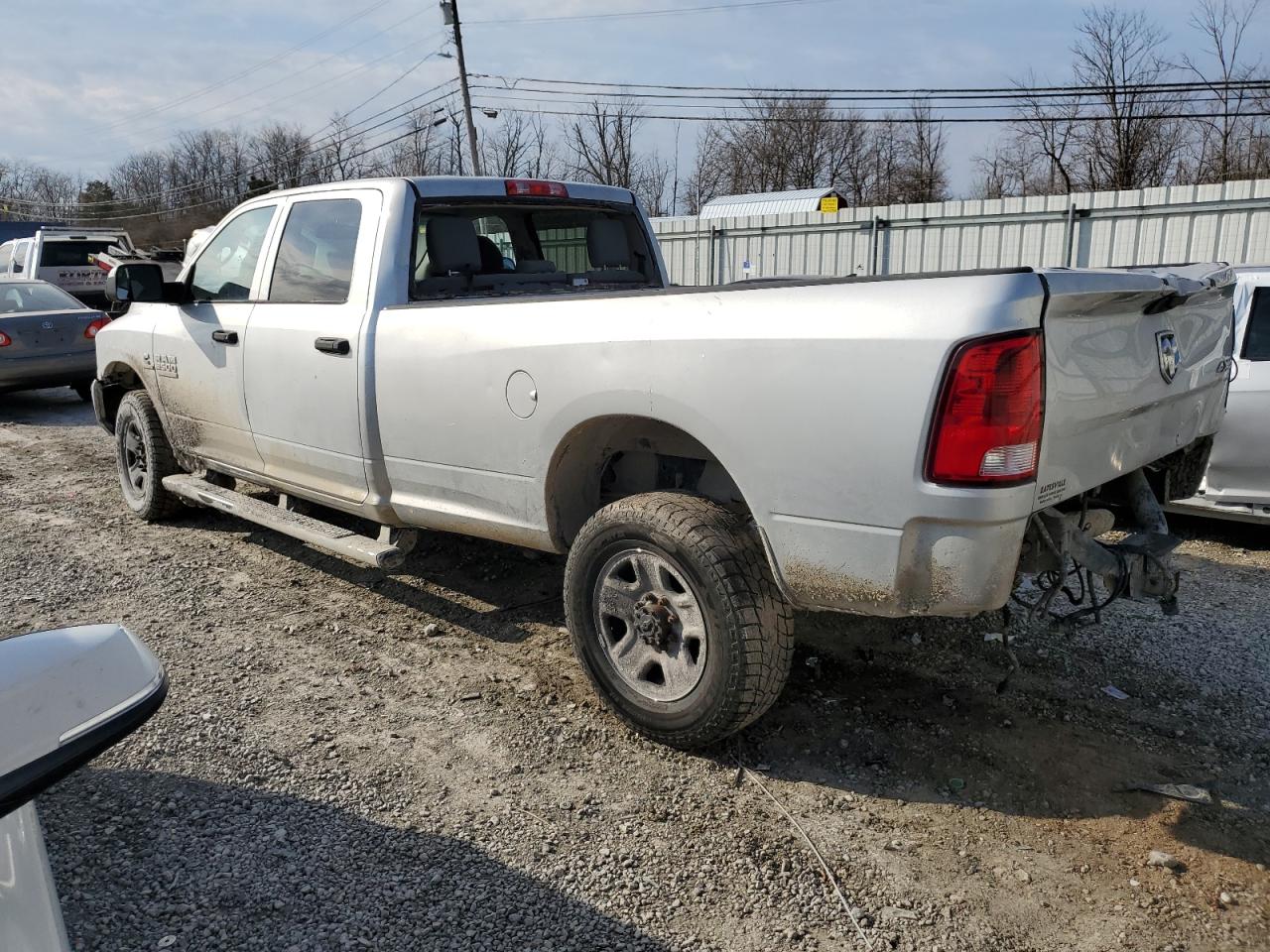 2015 RAM 3500 - Image 2