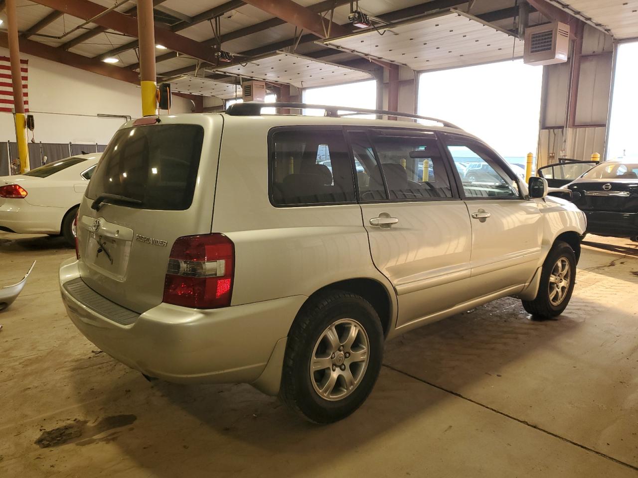 2005 Toyota Highlander - Image 3