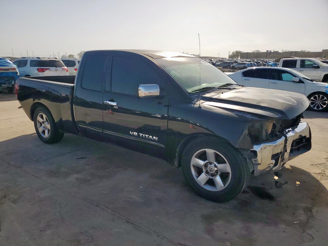 2005 Nissan Titan - Image 4