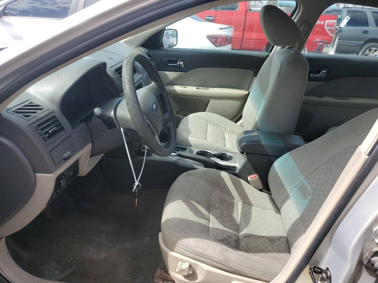 2010 Ford Fusion - Image 7