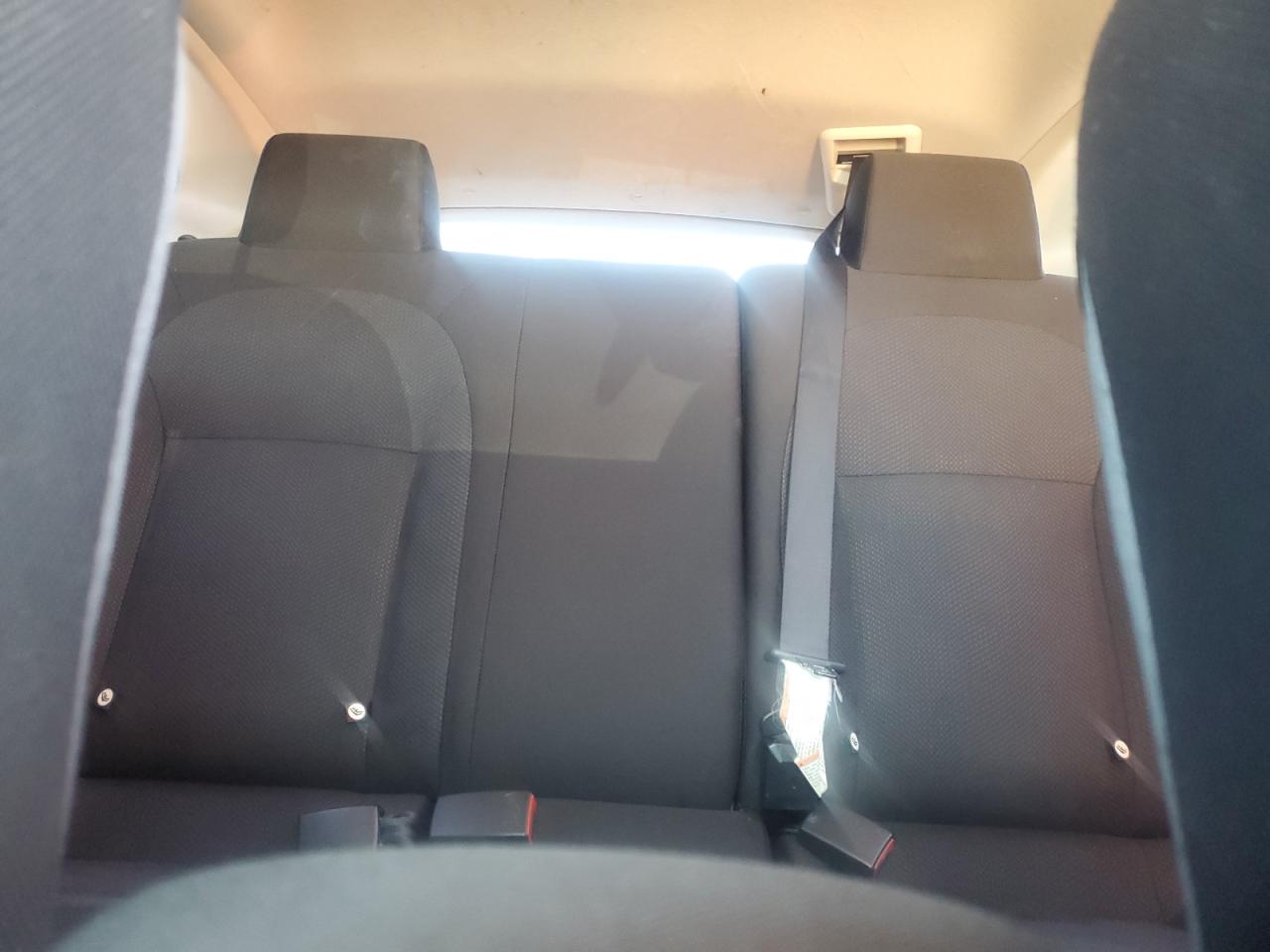2015 Nissan Rogue - Image 10