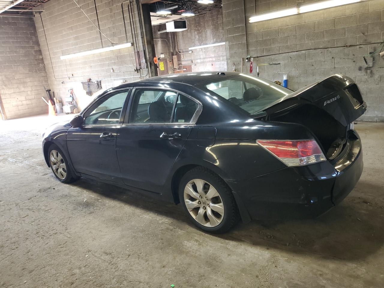 2010 Honda Accord - Image 2