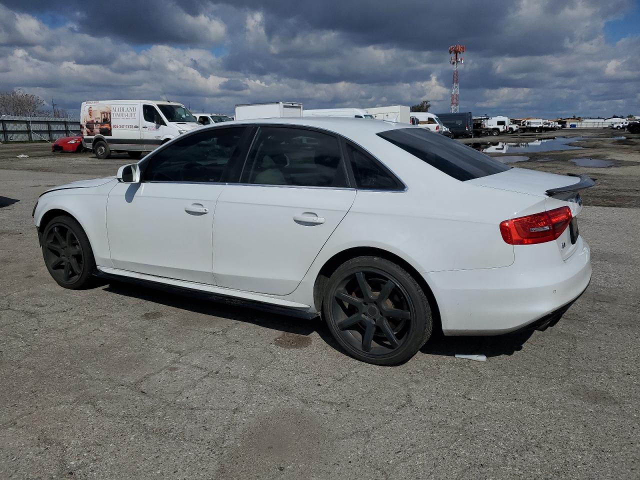 2014 Audi A4 - Image 2