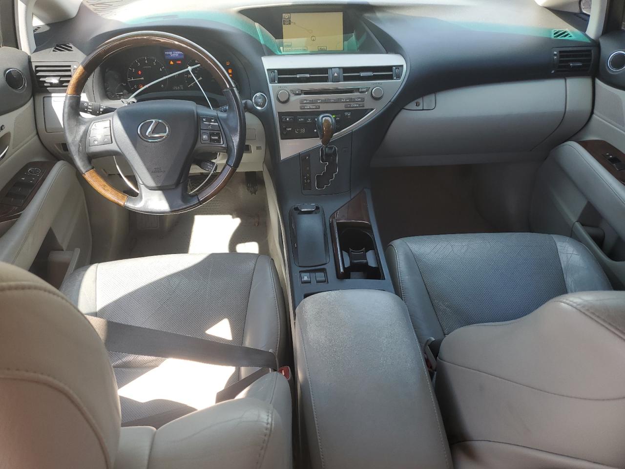 2010 Lexus RX - Image 8