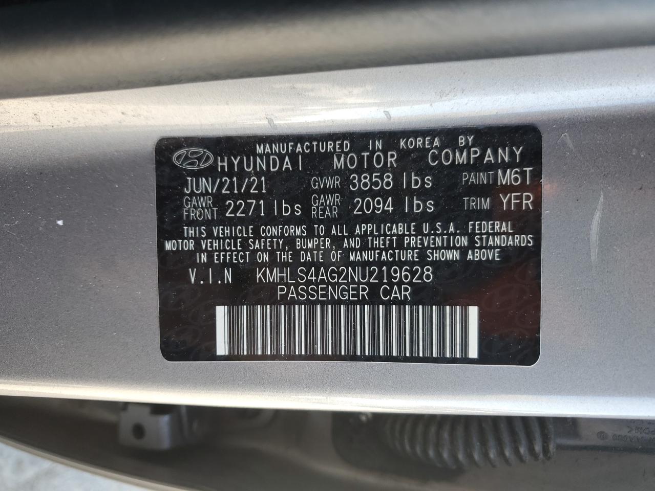 2022 Hyundai Elantra - Image 12