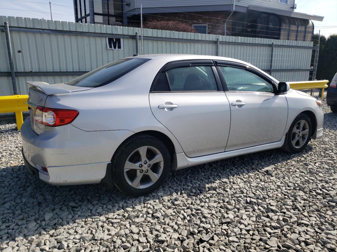 2011 Toyota Corolla - Image 3