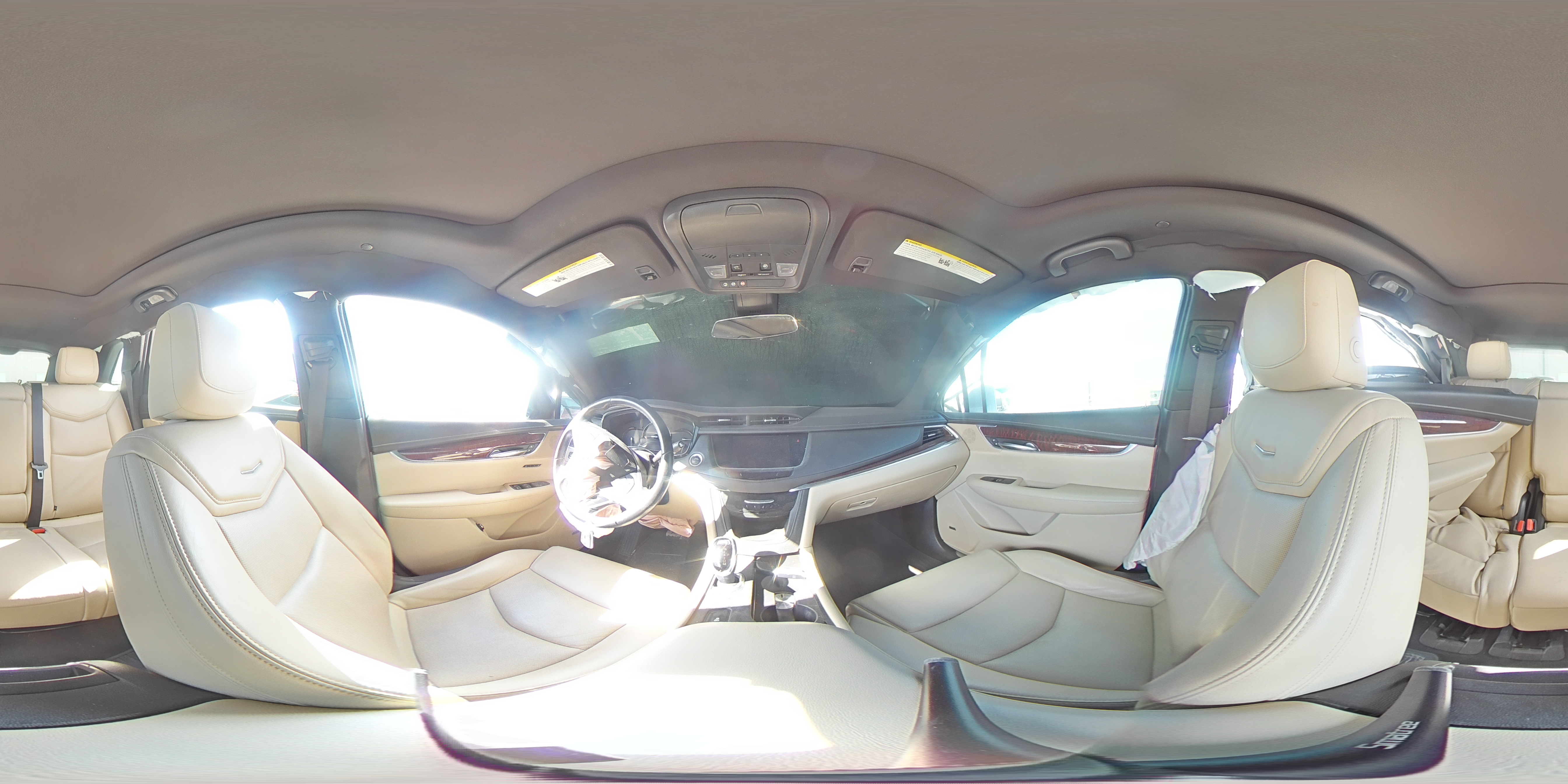 2018 Cadillac XT5 - Image 16