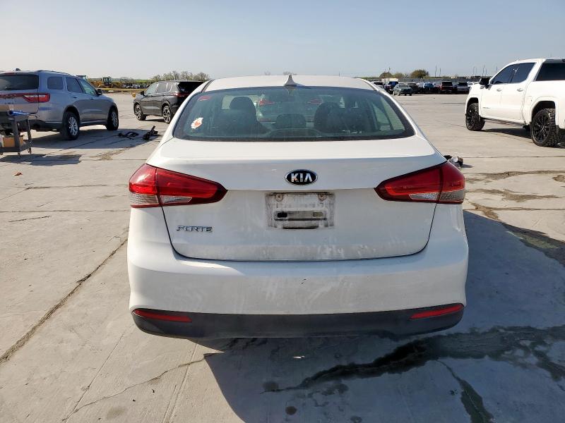  KIA FORTE 2017 Biały