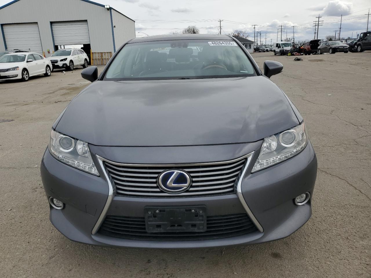 2015 Lexus ES - Image 4