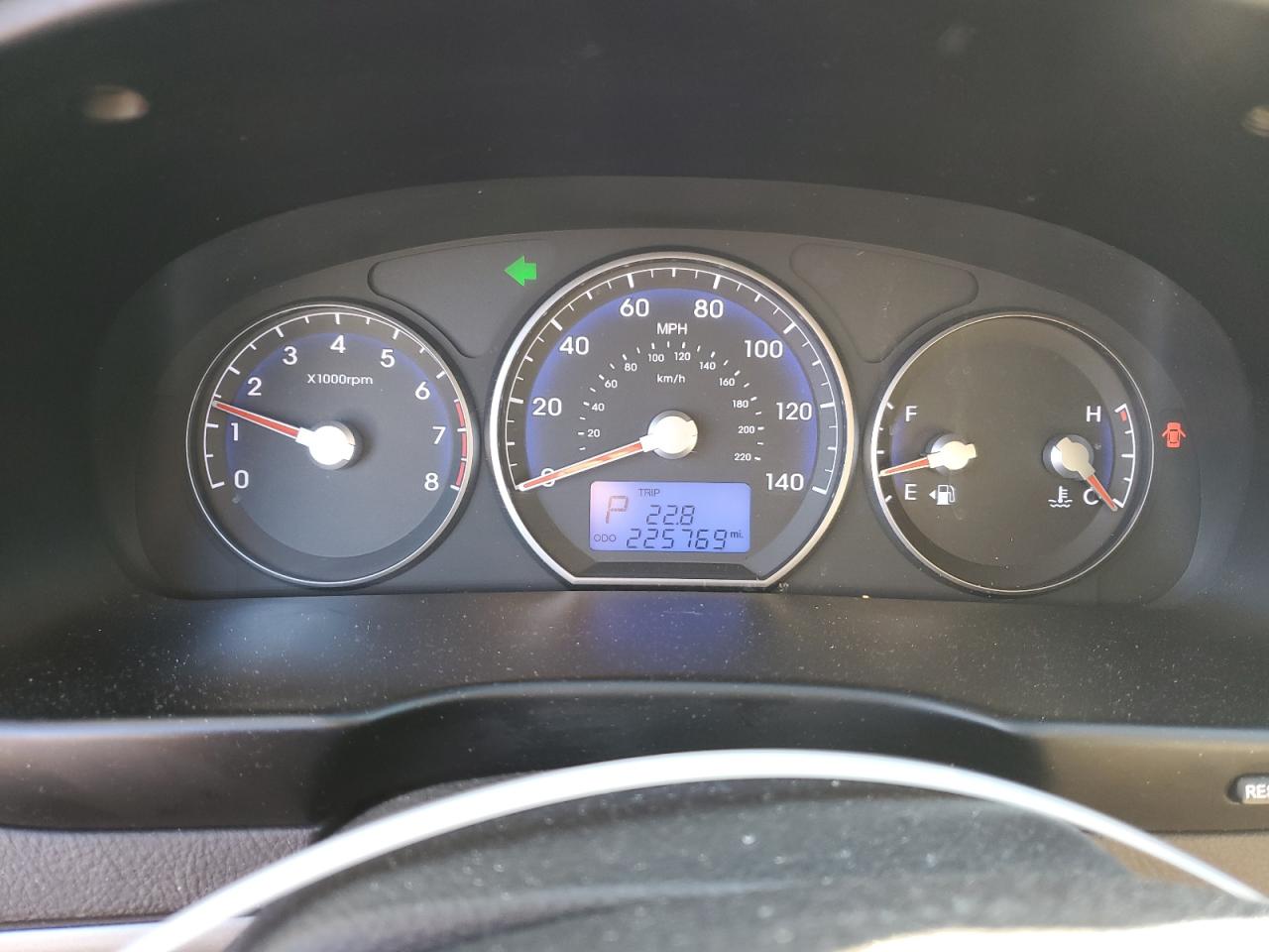 2011 Hyundai Santa Fe - Image 9