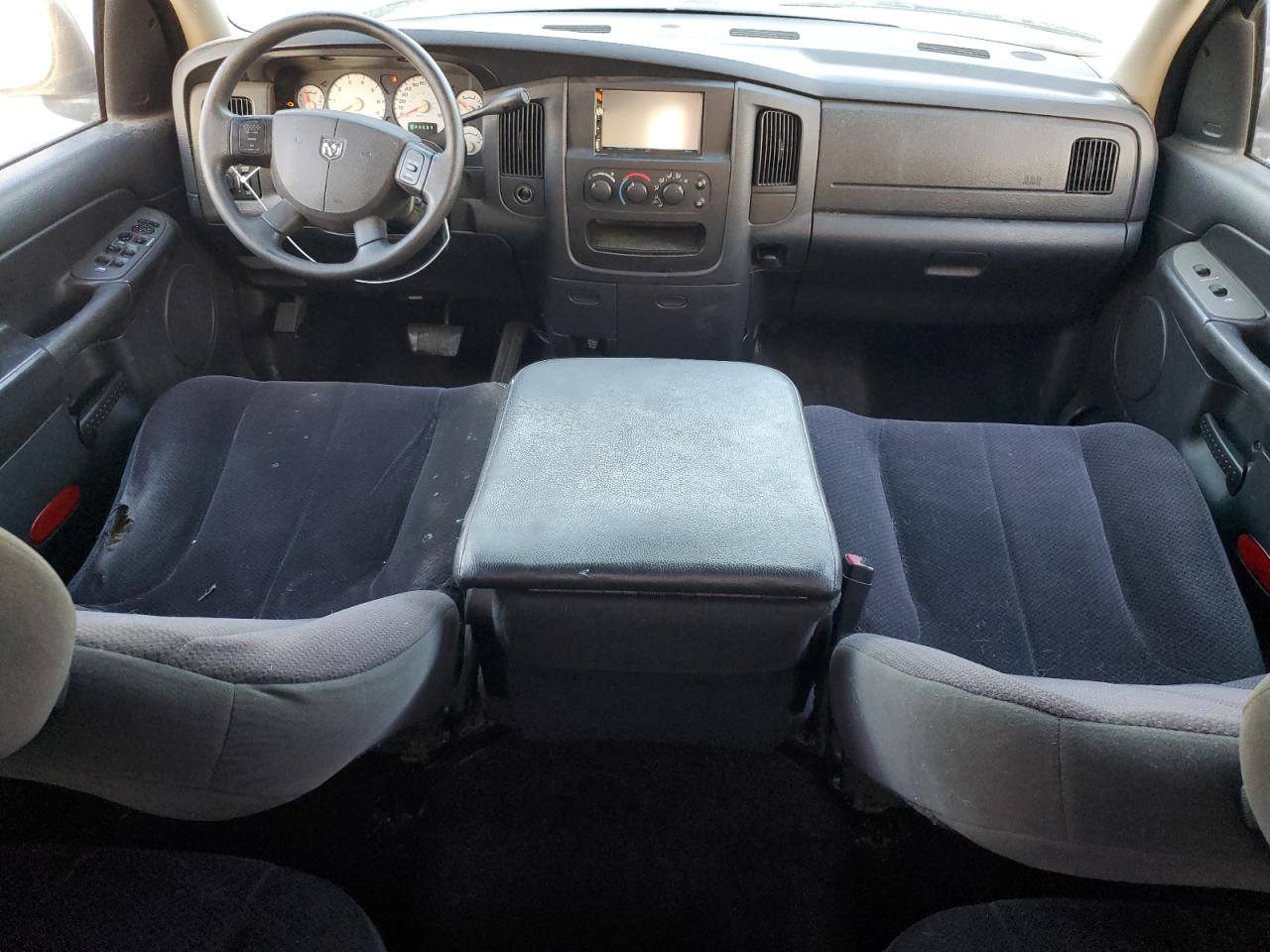2004 Dodge RAM - Image 8