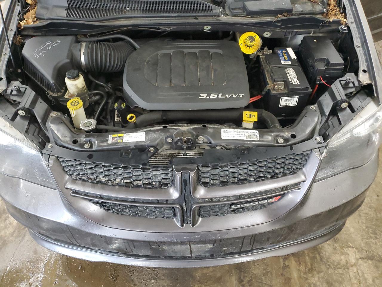 2016 Dodge Caravan - Image 12