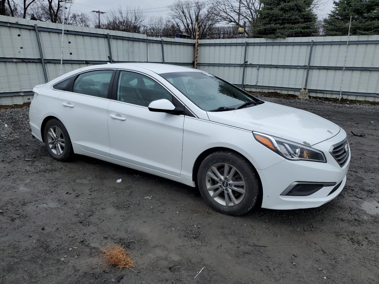 2016 Hyundai Sonata - Image 4